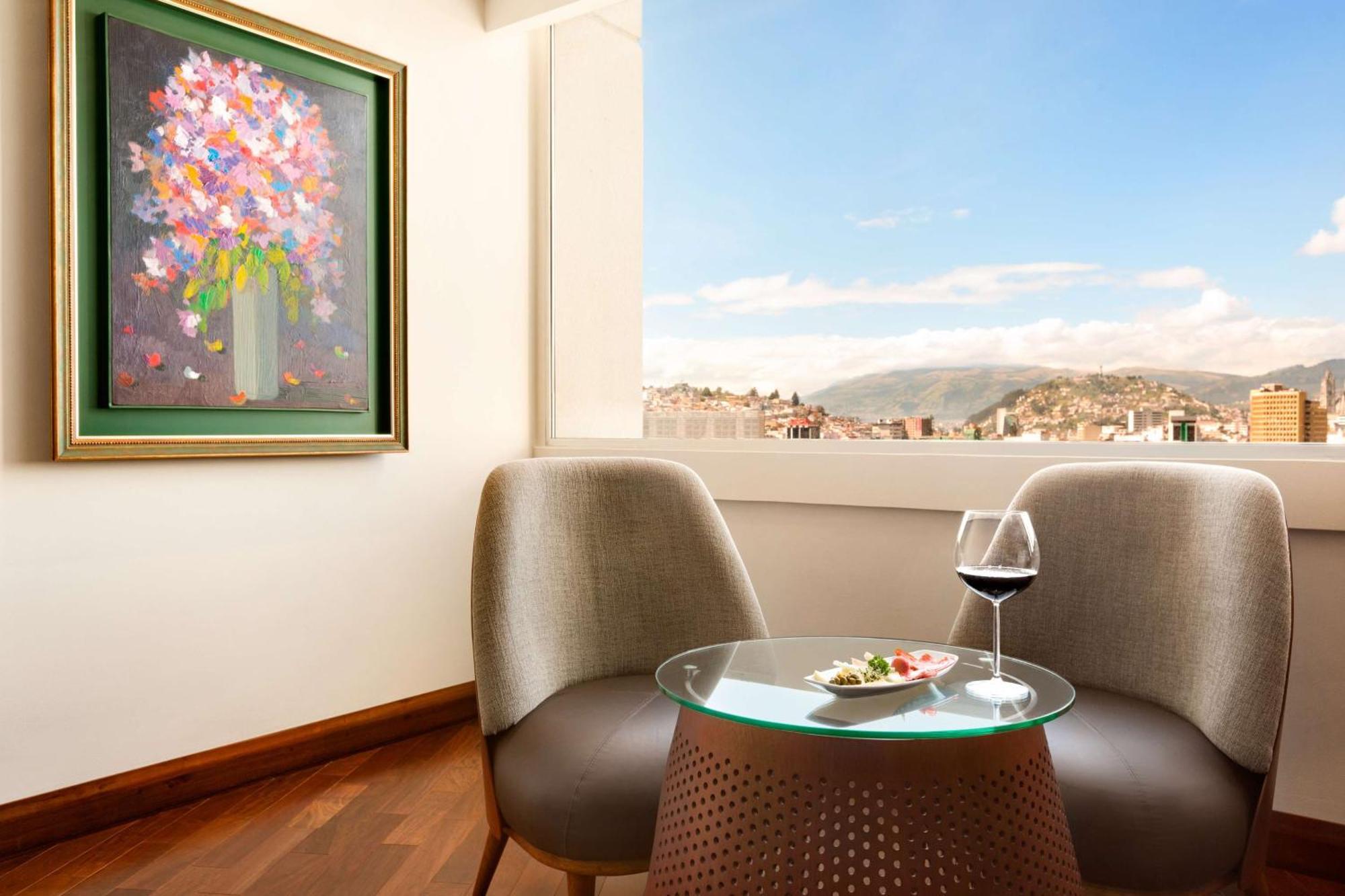 Hilton Colon Quito Hotel Zewnętrze zdjęcie