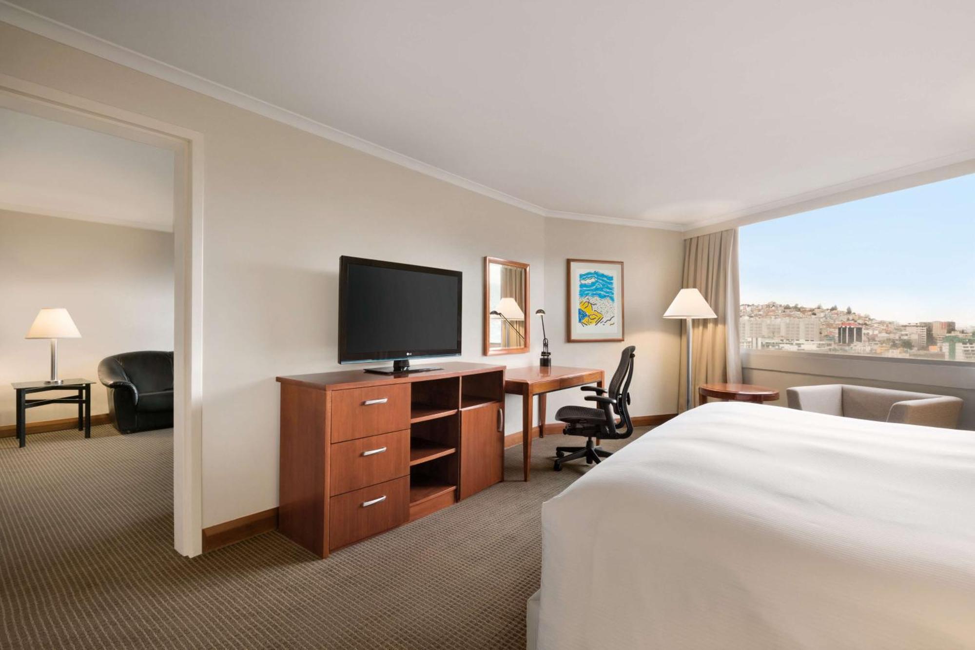 Hilton Colon Quito Hotel Zewnętrze zdjęcie