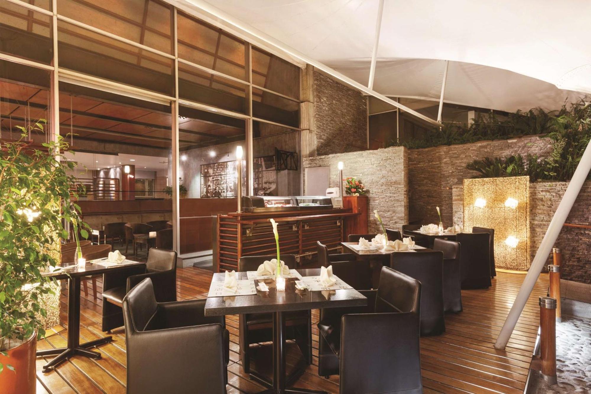 Hilton Colon Quito Hotel Zewnętrze zdjęcie