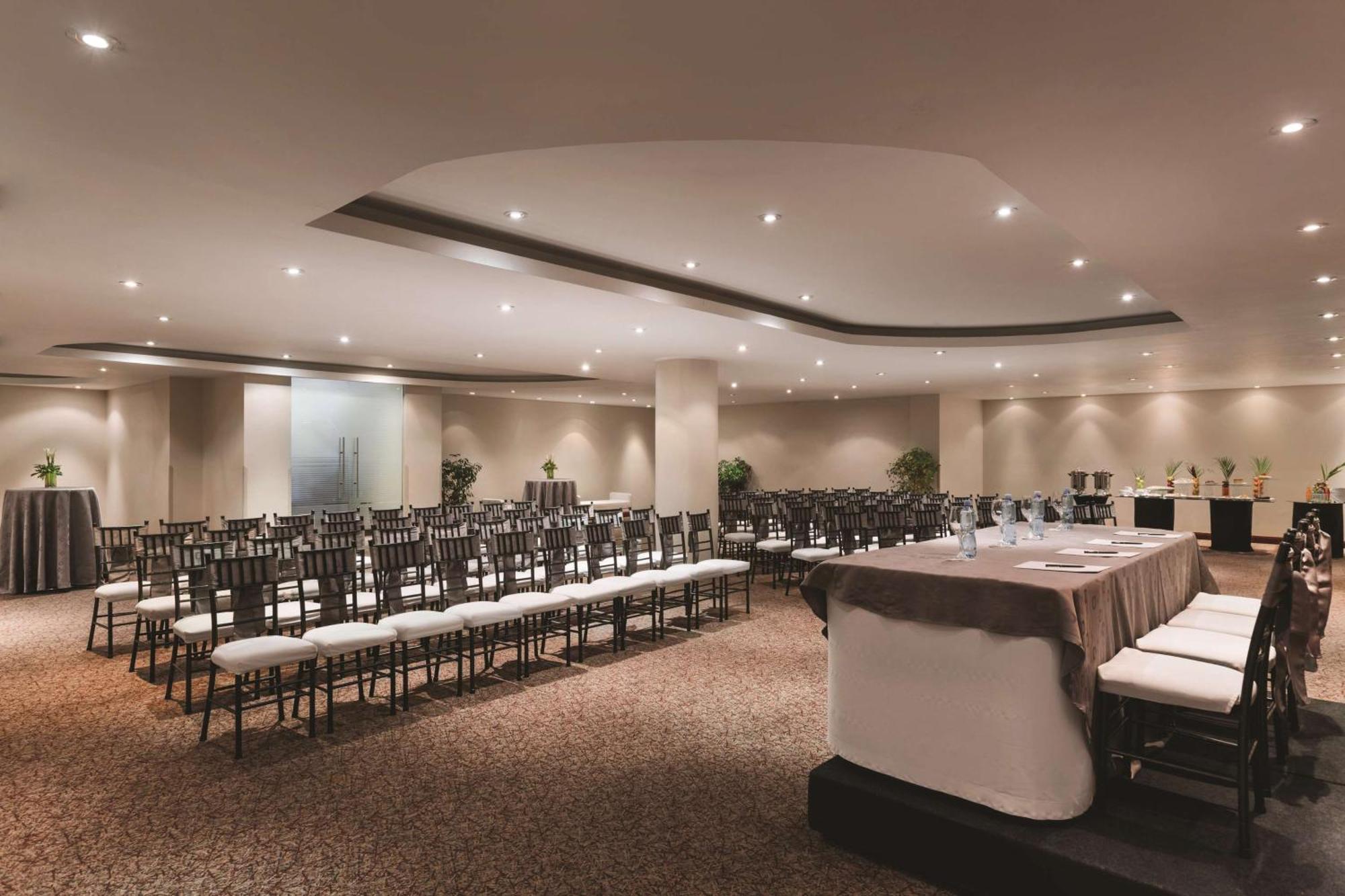 Hilton Colon Quito Hotel Zewnętrze zdjęcie