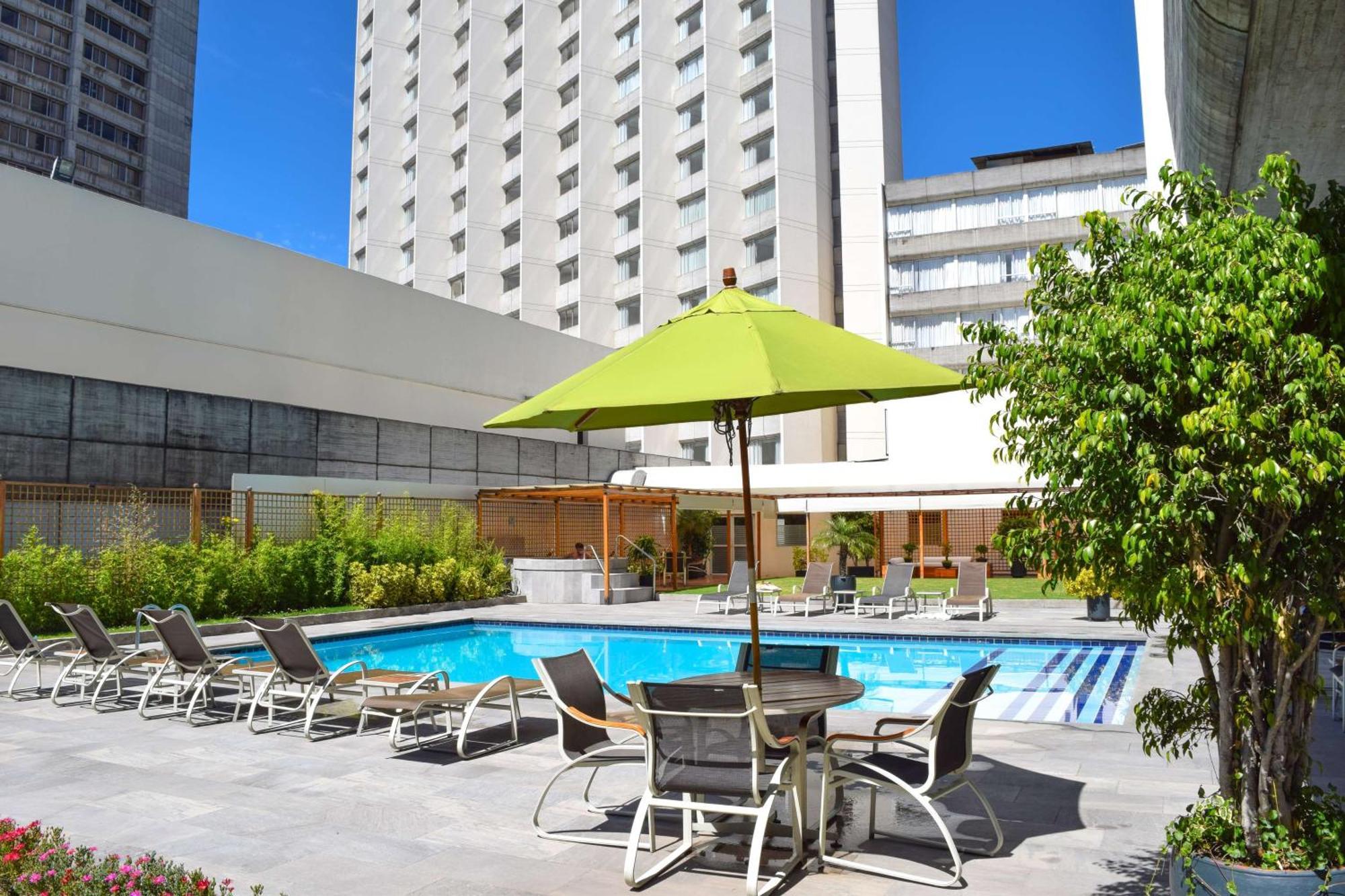 Hilton Colon Quito Hotel Zewnętrze zdjęcie