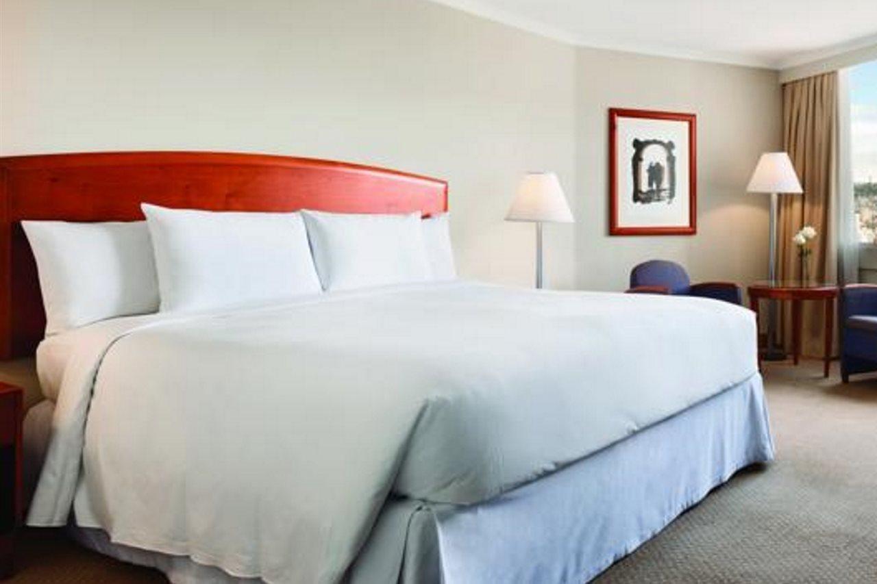 Hilton Colon Quito Hotel Zewnętrze zdjęcie